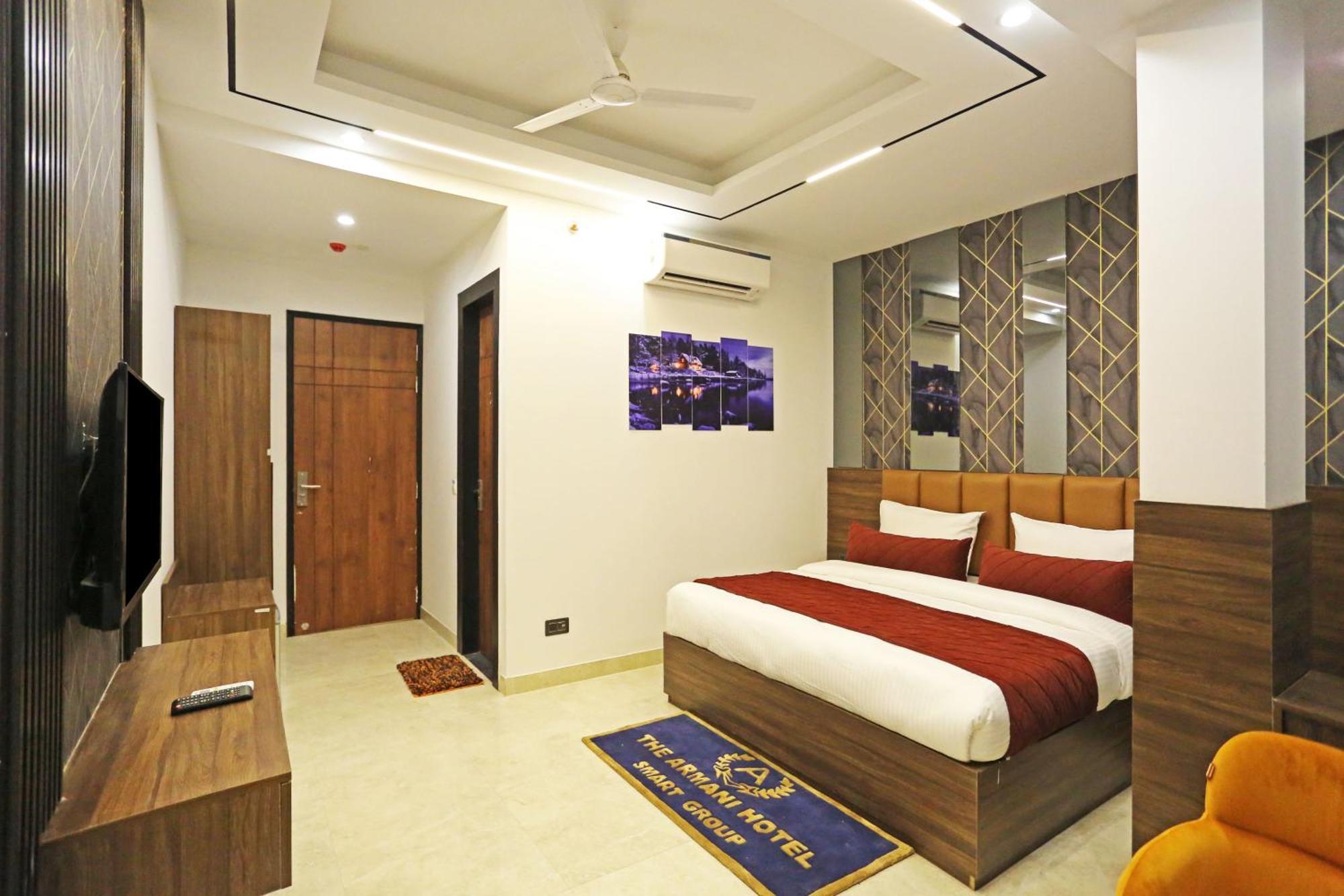 Hotel Hsp Plaza New Delhi Exterior photo