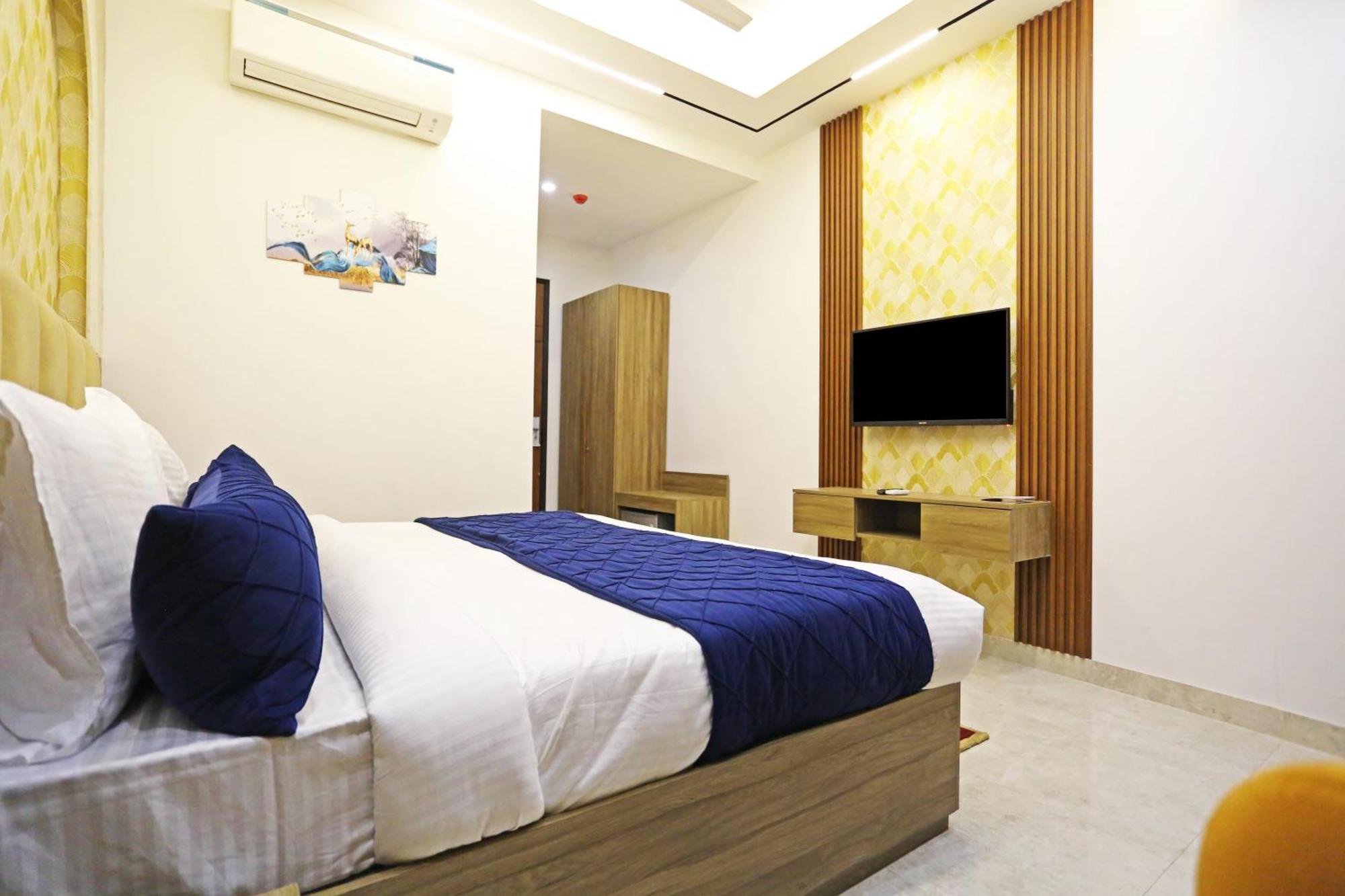 Hotel Hsp Plaza New Delhi Exterior photo