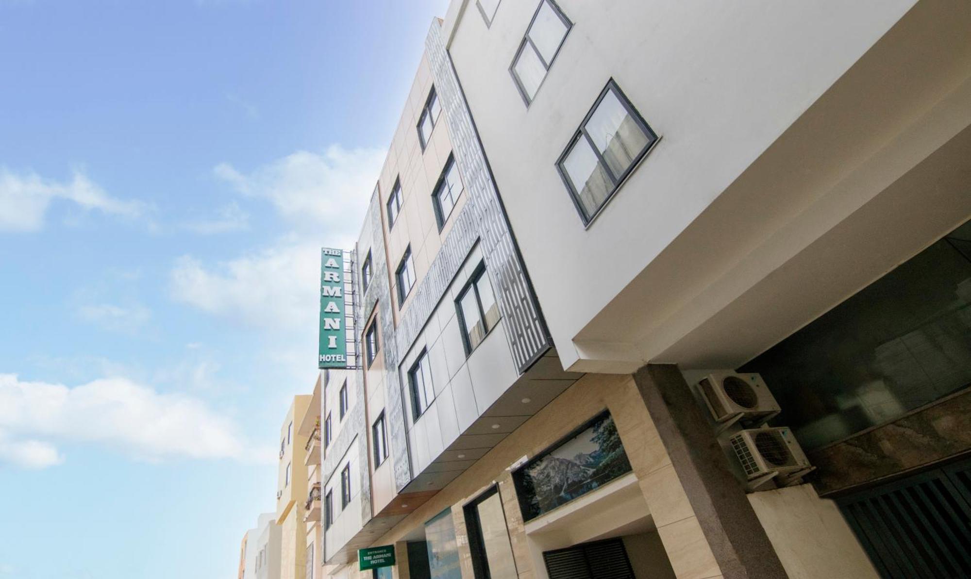 Hotel Hsp Plaza New Delhi Exterior photo